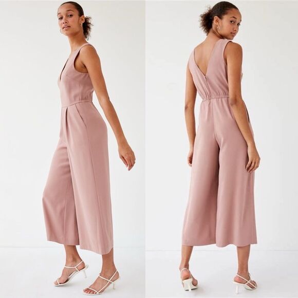 NWT Aritzia Babaton Marcus Jumpsuit in Camille Pink Size 6 - Picture 2 of 9